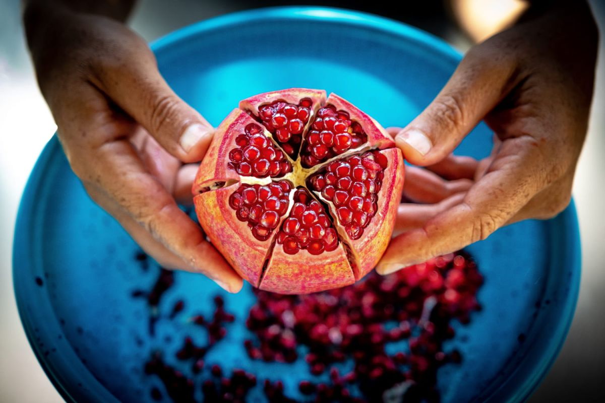 Comment éplucher une grenade ?