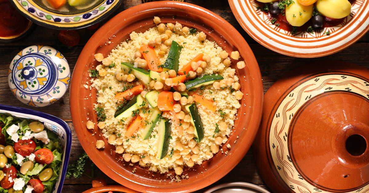 À la découverte des secrets de la cuisine marocaine : 45 recettes à savourer