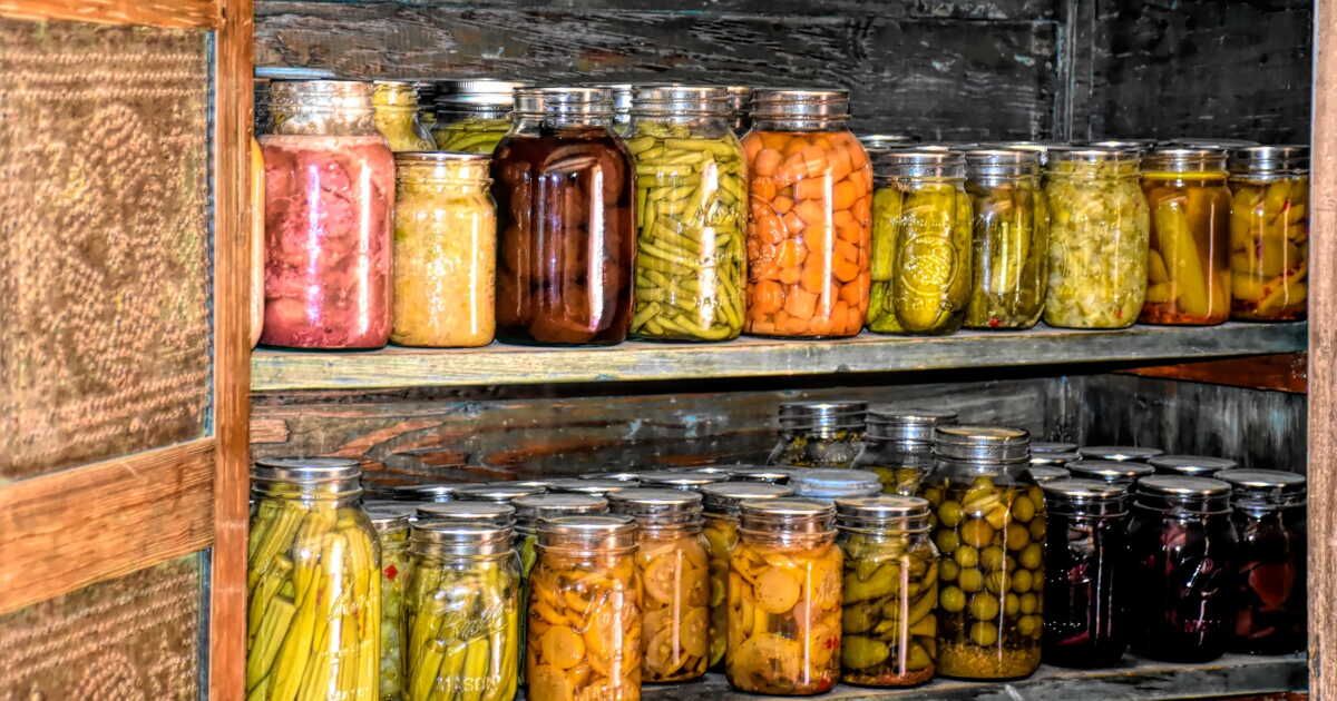 Les secrets des conserves maison : comment profiter des saveurs d'été toute l'année