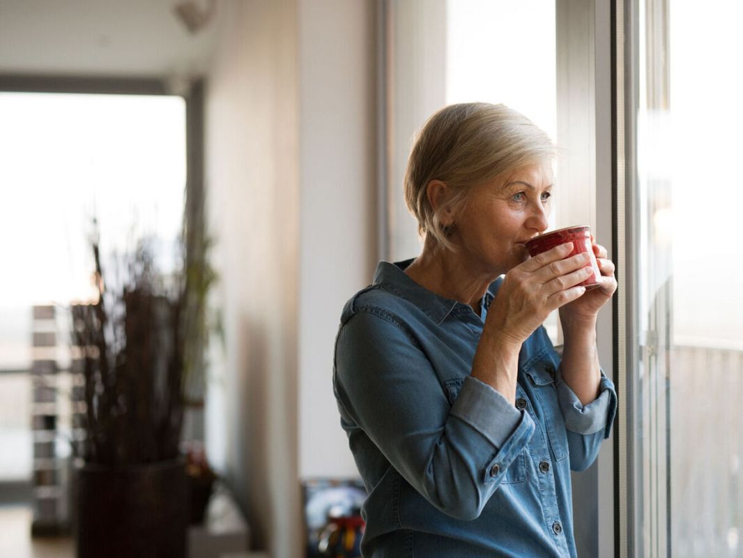 Pourquoi la caféine pourrait être votre alliée pour une vieillesse en pleine forme