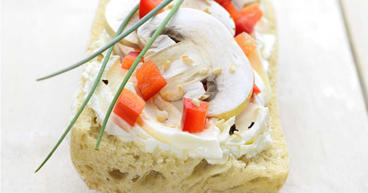 Dégustation de tartines aux champignons
