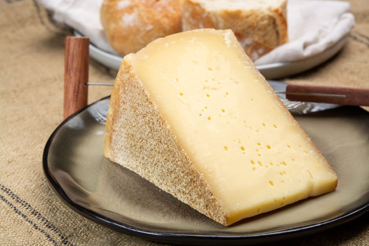 prolongez la vie de votre fromage avec cette méthode simple et efficace