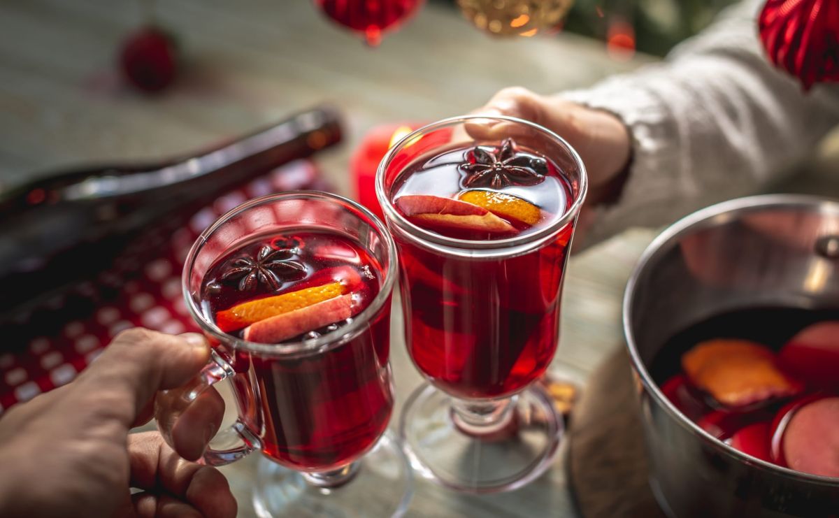 découvrez comment choisir le vin parfait pour un vin chaud irrésistible