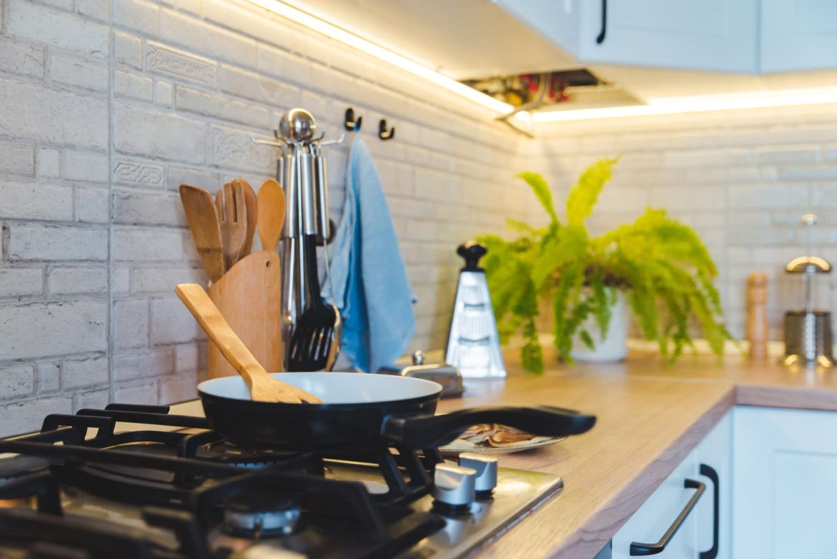 cet ustensile révolutionnaire qui transforme les petites cuisines