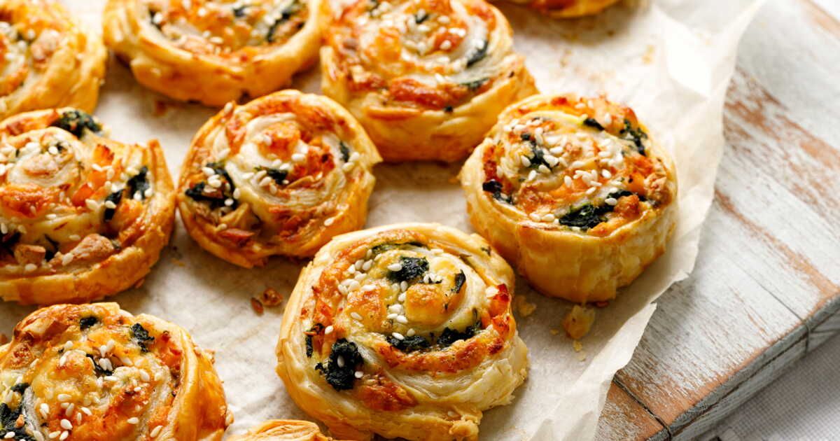 des mini quiches spirales aux légumes pour un apéro réussi
