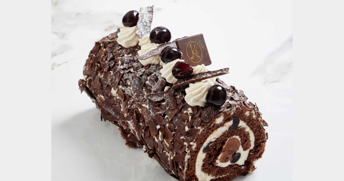 Une bûche au chocolat simple à réaliser : la recette d'Éric Kayser en 10 étapes