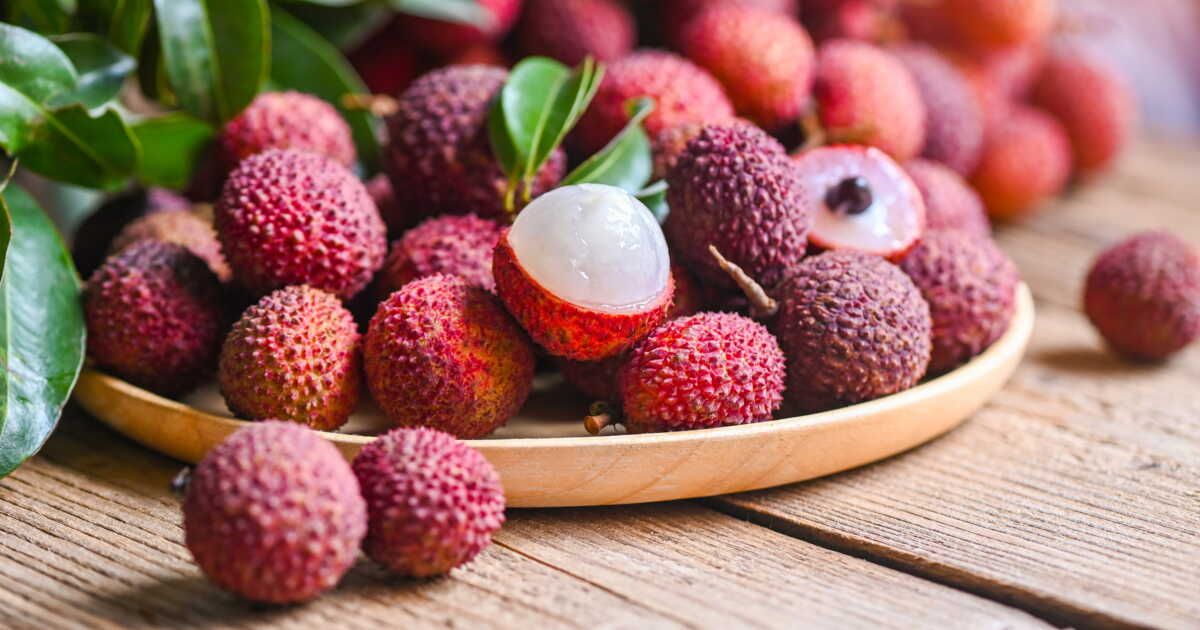 Les secrets pour choisir des litchis parfaitement sucrés en magasin